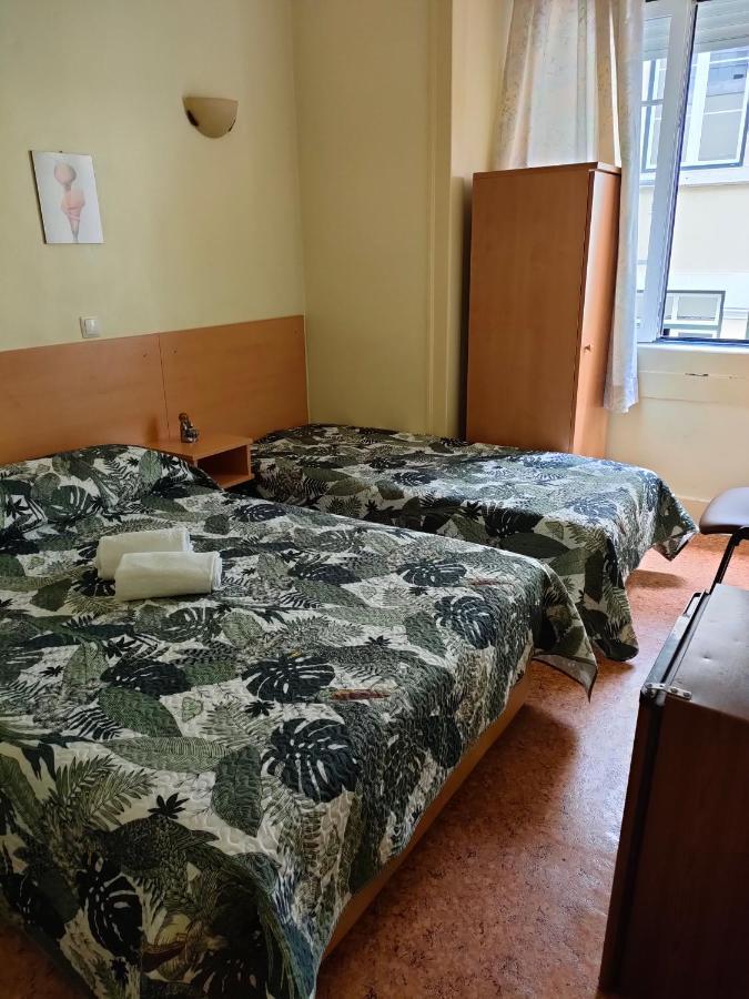 Local Pensao Rossio Guest house *